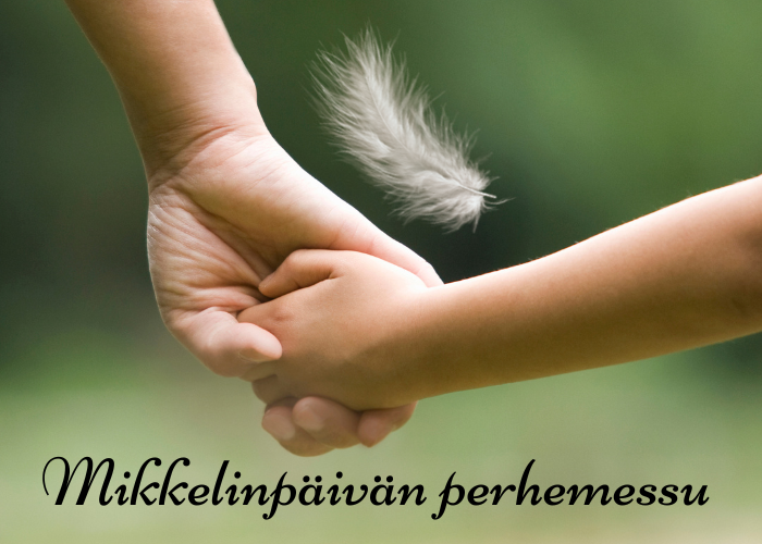 Lapsen ja aikuisen kädet, käsi kädessä. Lisäksi höyhen.